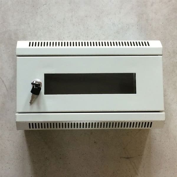 Datacom 10 4U/140 mm (glas) grå