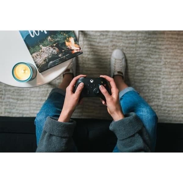 Carbon Black Wireless Xbox Controller
