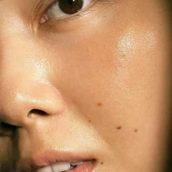 Aha Madara Peel Clay Glow Boosting Mask - Grön - 60ml