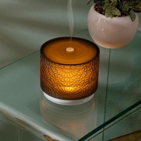 Diffuser af æteriske olier "Elsy" sort 100ml - Atmosphera Indretningsskaber