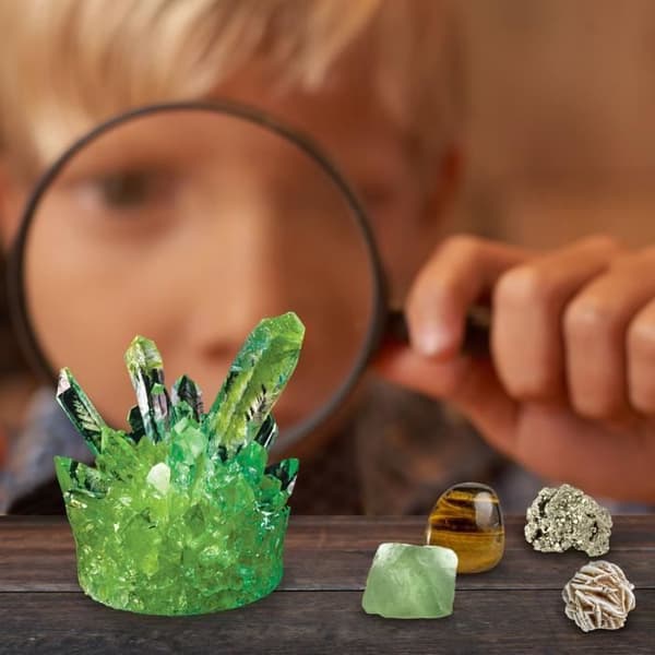 BANDAI - National Geographic - Explorer's Maxi Kit: Earth Science