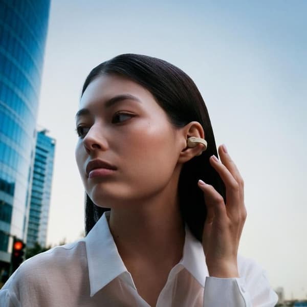 Sennheiser Accentum Clip True Wireless Øretelefoner Creme