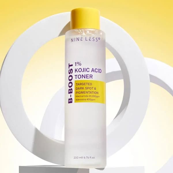 NINE LESS B-Boost Toner 1% kojinsyre - Klargørende ansigtstoner 200 ml