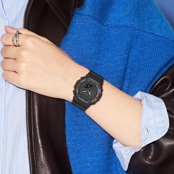 Casio Klocka - Kvinnor - GMA-P2100BA-1AER
