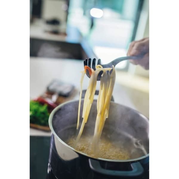 Pastaske - Fiskars - Functional Form - 29 cm - Plastik/Silikone - Sort/Orange