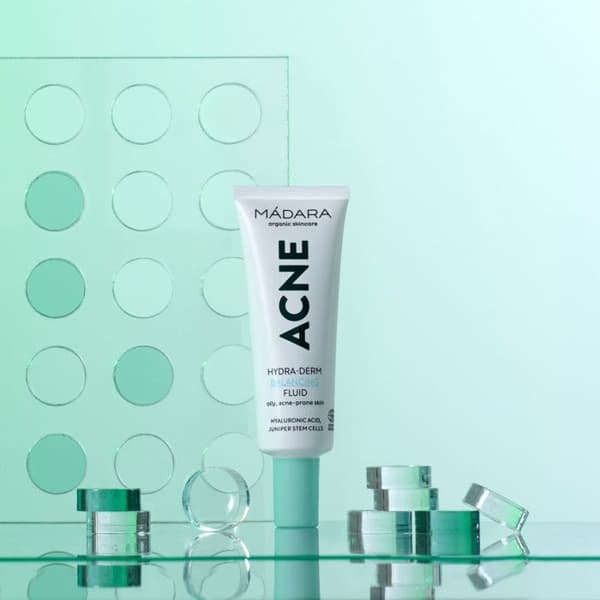 MÁDARA - Hydra-Derm Acne Balancing Fluid 40ml