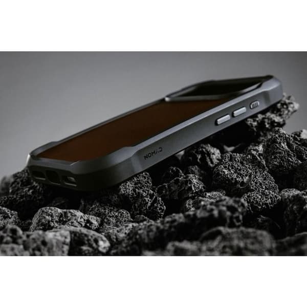 Läderfodral - NOMAD - iPhone 17 Pro Max - Rustik Brun - Robust Skydd - Elegant