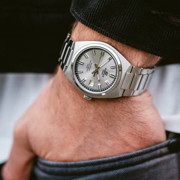 Ur - Casio - EFB-109D-7AVEF - Rustfrit stål - Vandafvisende 10 bar - 38 mm