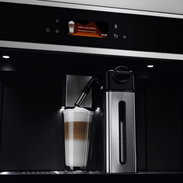 Espressomaskin - Electrolux - EBC85X - 15 bar - Ny - Vit