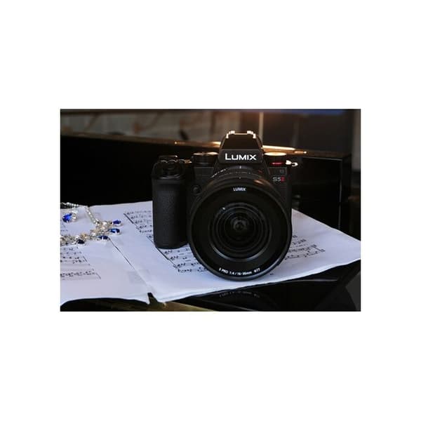 PANASONIC LUMIX S5 MARK II