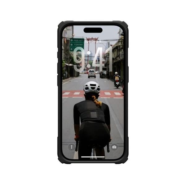 Urban Armor Gear iPhone 17 Pro Plasma XTE Sort