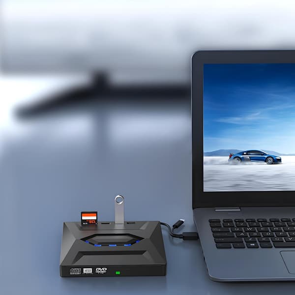 NÖRDIC Bærbar CD-brenner og -spiller og USB-hub med SD-kortleser 2xUSB-A 1xUSB-C