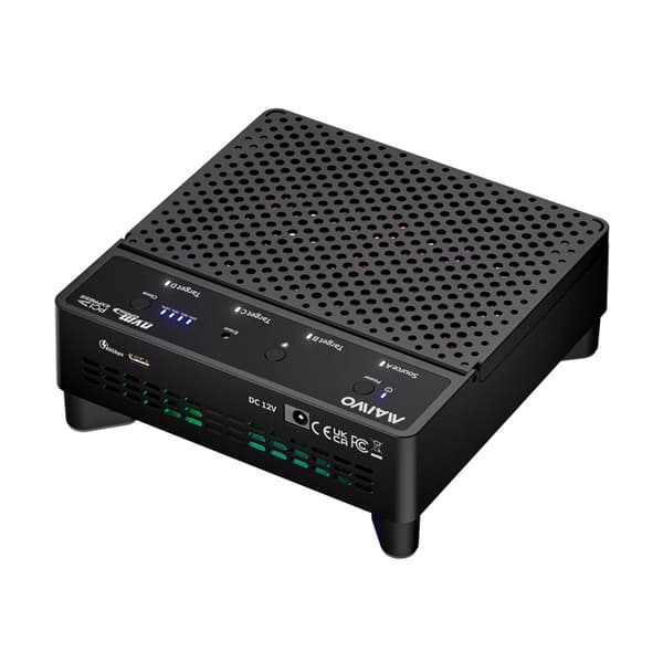 MAIWO Quad bay USB4.0 NVMe -kotelo
