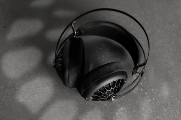 Meze Audio 105 AER