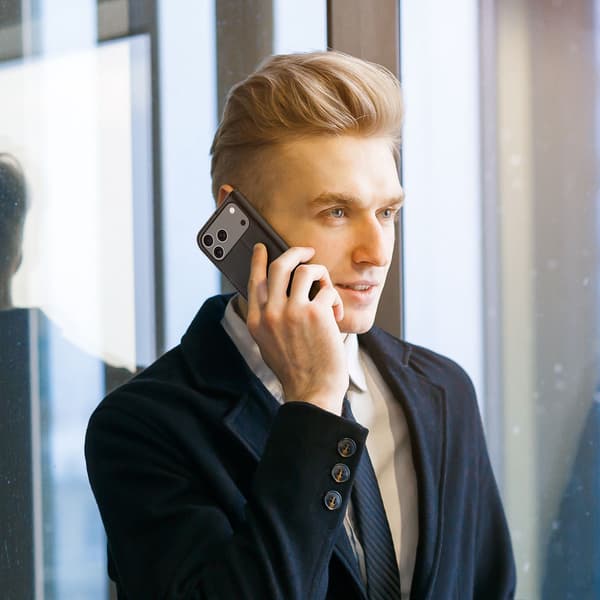 DUX DUCIS Hivo Series Ægte Læder Flip Cover til iPhone 18 Pro Max - Sort