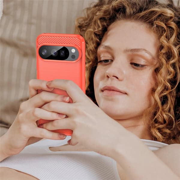 SKALO Google Pixel 10 Pro Armor Carbon Cover