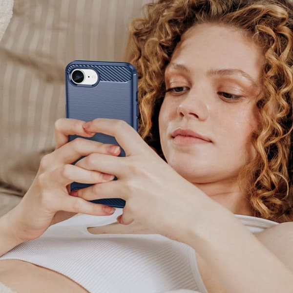SKALO Armor Carbon Cover til iPhone 17e