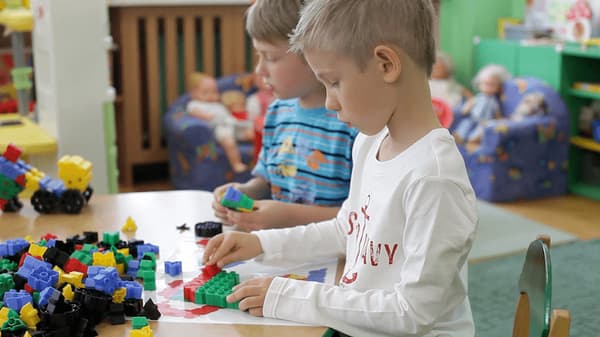 Mega Morphun startset med byggklossar, 1200 bitar.