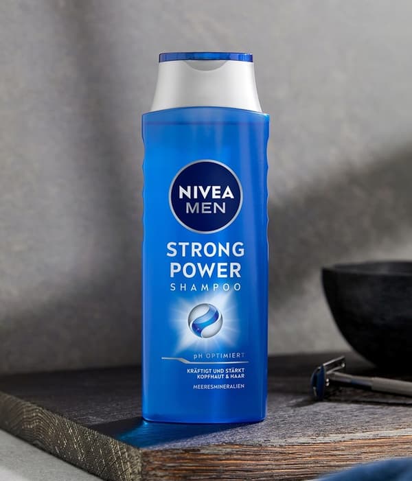 328058 NIVEA MEN Schampo Stark Kraft 400m