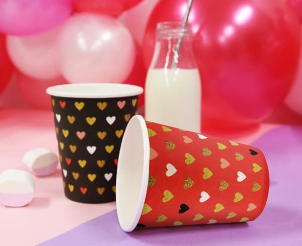 Red Hearts XOXO pappmuggar röda 250ml 6 st