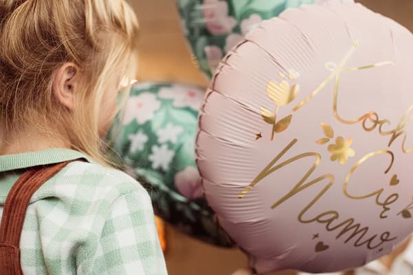 Hjärtformad folieballong med blommor, 45 cm, 1 st.