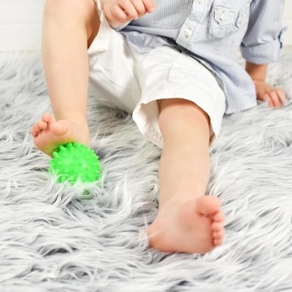 Sensorky Sensorisk Massagebold Rød 6m+ Mom's Care