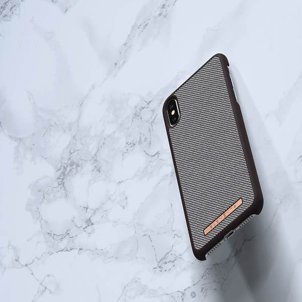 Nordic Elements Saeson Idun - iPhone Xs Max stofcover (mørkebrun)