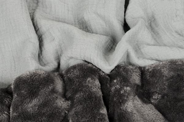 KOALA MUSLIN peitto hupulla 95x95 musta