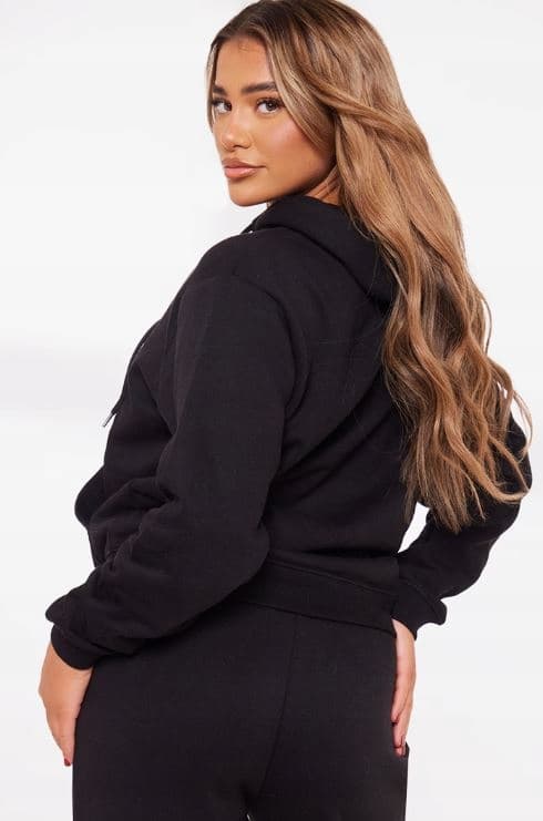 PRETTYLITTLETHING MUSTA HUPPARI S EKF