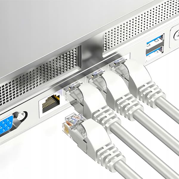 Patchkabel U/UTP 5e Montis RJ45 / RJ45 15 m vit