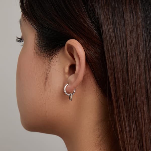 Silverörhängen med DUBBLA ringar och eleganta spännen i silver 925