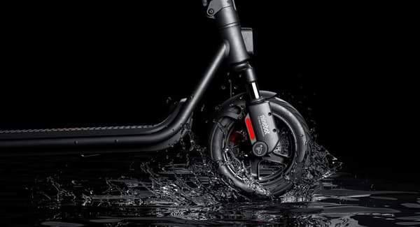 SEGWAY-NINEBOT KickScooter F2 D II El-løbehjul Sort