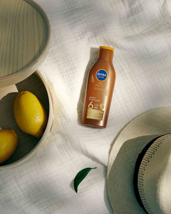 445981 NIVEA SUN Karoteenivoide SPF6