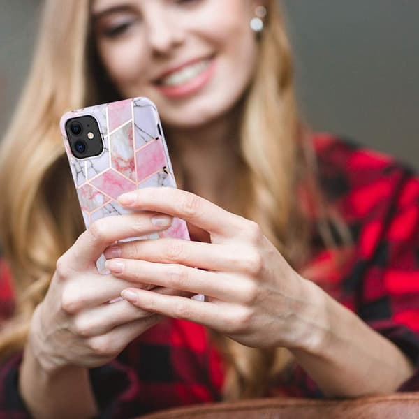 ETUI TIL APPLE IPHONE 11 SILIKONE FARVERIG LYSERØD MARMOR A2111