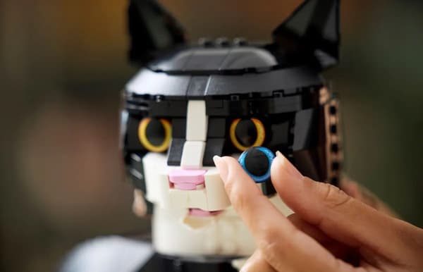 LEGO Ideas 21349 Valkoinen ja musta kissa