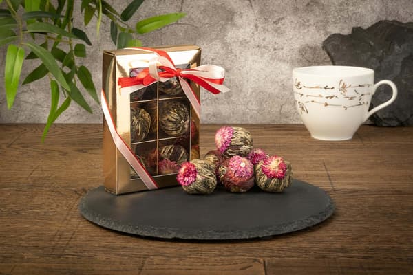 Sæt med 6 blomstrende teer