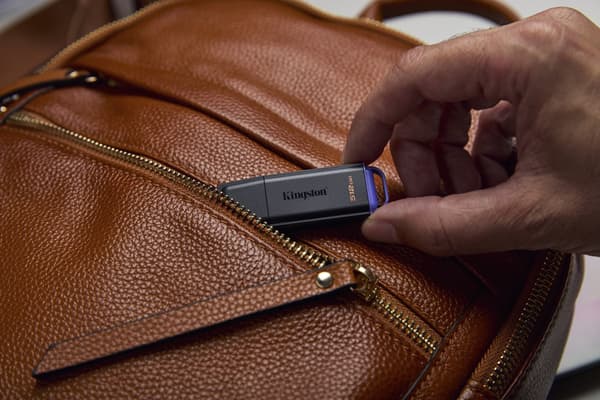 KINGSTON 512GB USB 3.2 Gen 1 Exodia Sort/Lilla