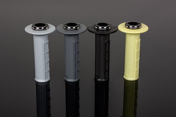 RENTHAL MX GRIPS ORIGINAL LOCK-ON MEDIUM (HALV VAFFEL) GRÅ