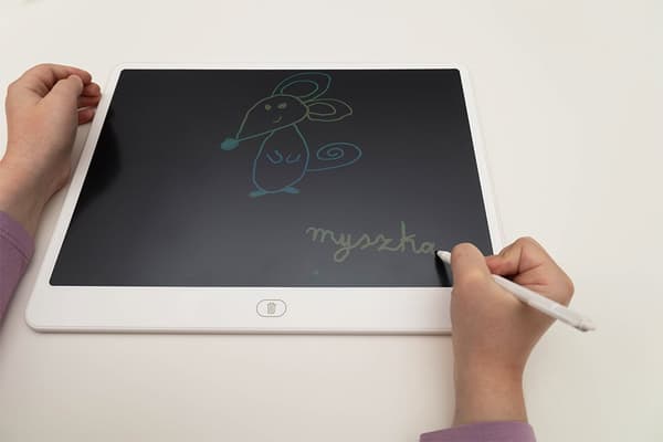 Stor farvetegnetablet med stylus - 16 tommer