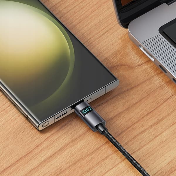 MCDODO-KABEL MED SKÄRM USB-C SNABBLADDNING USB TYP C 5A 66W 1M
