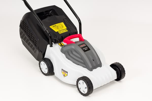 NAC ELGRÄSKLIPPARE 1200W 32CM INDUKTIONSMOTOR