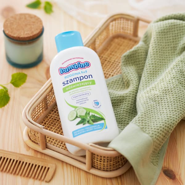 079325 BAMBINO Perhe Raikas Shampoo 400 ML