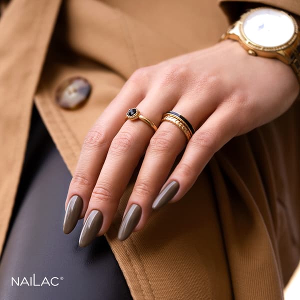 #476 NaiLac Hybrid Nagellack 7ml