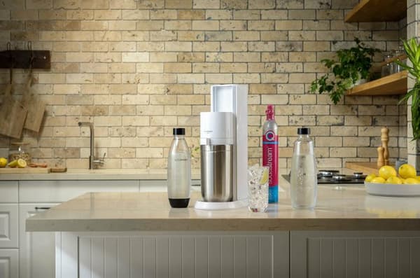 SODASTREAM Duo White Saturator + 2 flaskor patron