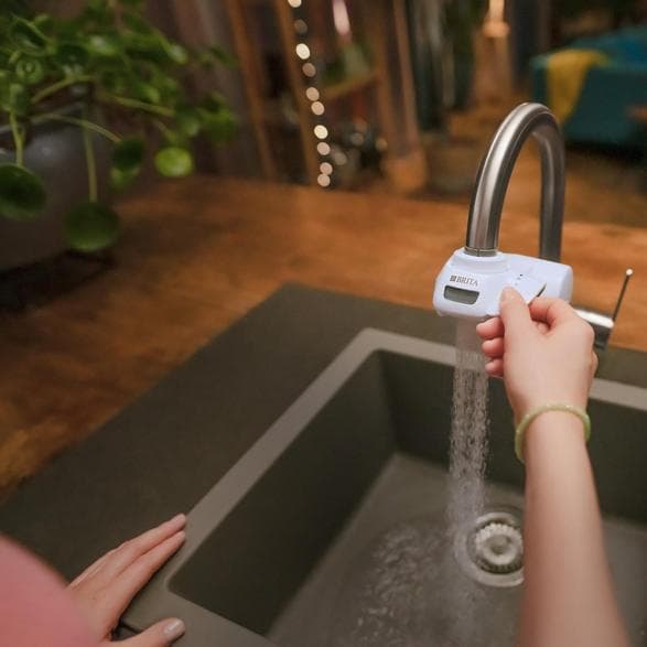 BRITA ON TAP V -vedensuodatinpatruuna