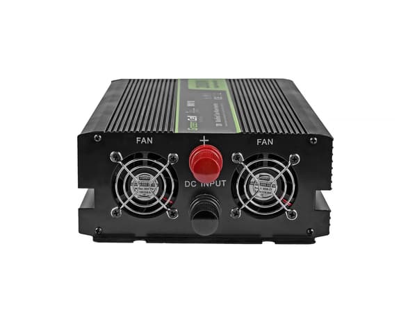Green Cell INV10 Autoinvertteri 12V-230V 2000W/4000W