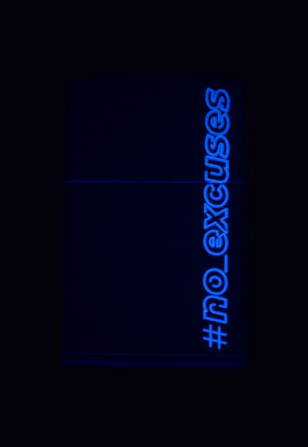ZIPPO-sytytin #NEOEXCUSES 60006811