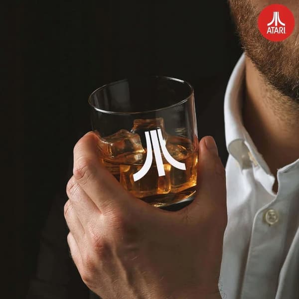 ATARI 3D-set: 750 ml karaff + 2 300 ml glas för whisky/bourbon