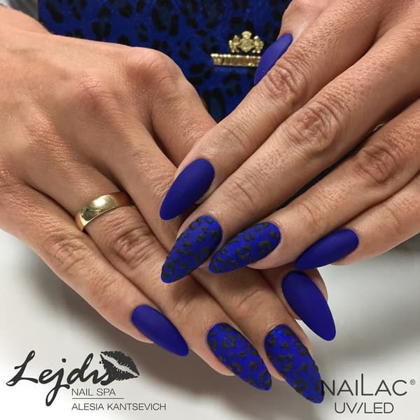 #032 NaiLac Hybrid Nagellack 7ml