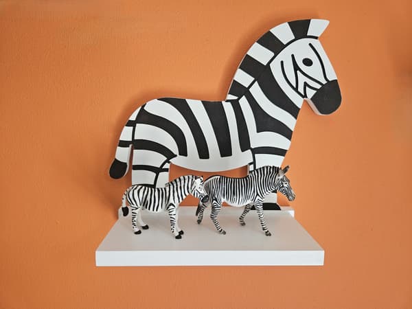 Zebra-hylde på Galaxy Savannah